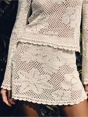 Zara Cream Crocheted Knit skirt with Delicate Openwork
